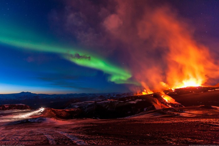 volcano and the northern lights in iceland.jpg