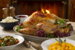 Happy Thanksgiving Wallpaper – big turkey with grapes