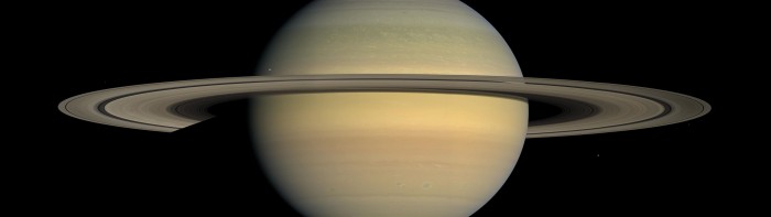 Saturn-dual-monitor-wallpaper