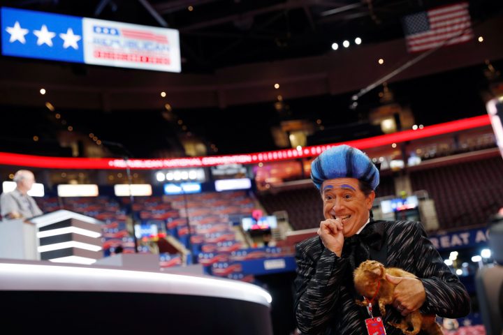 Stephen Colbert performs on the floor of the Republican National Convention.jpg