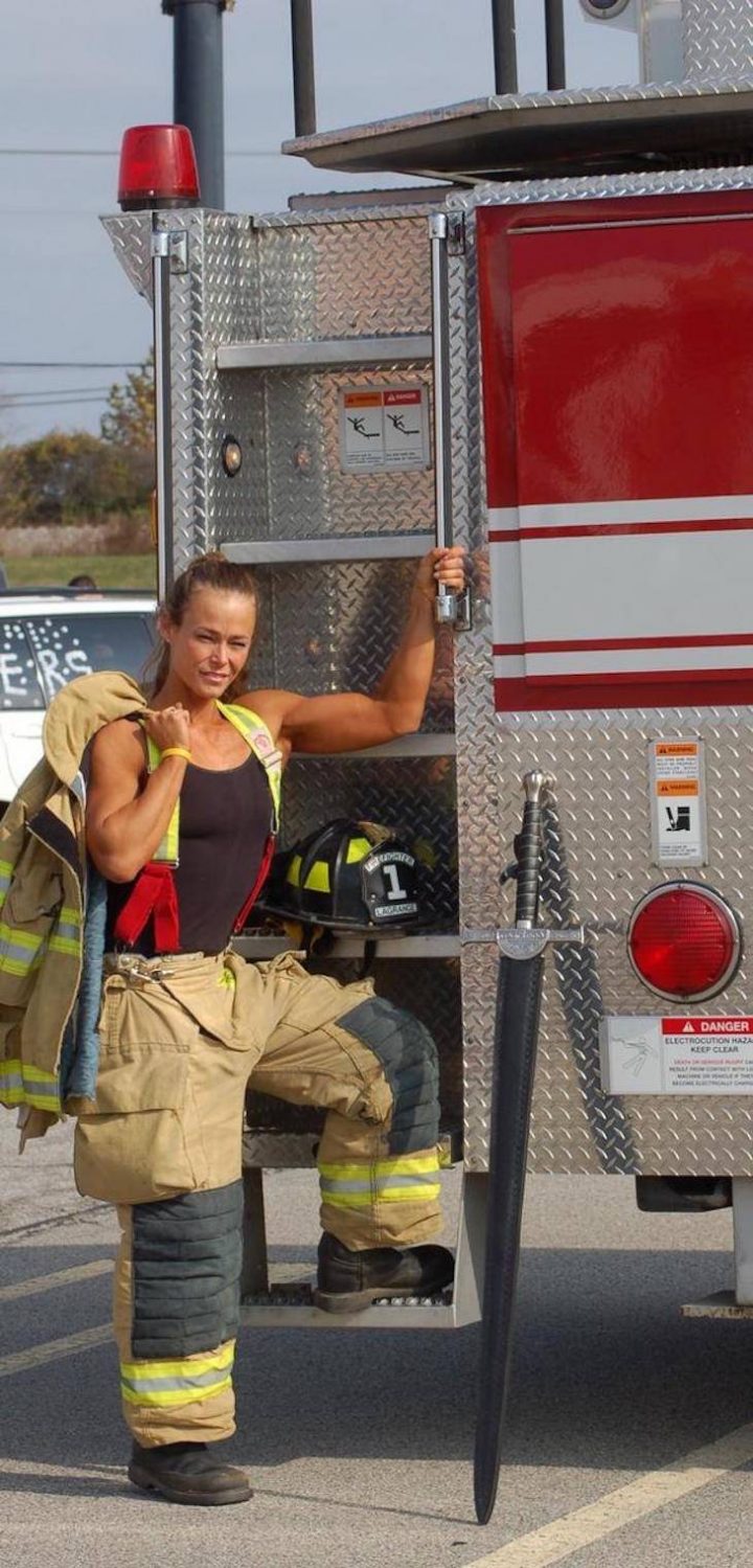 sexy female fire fighter.jpg