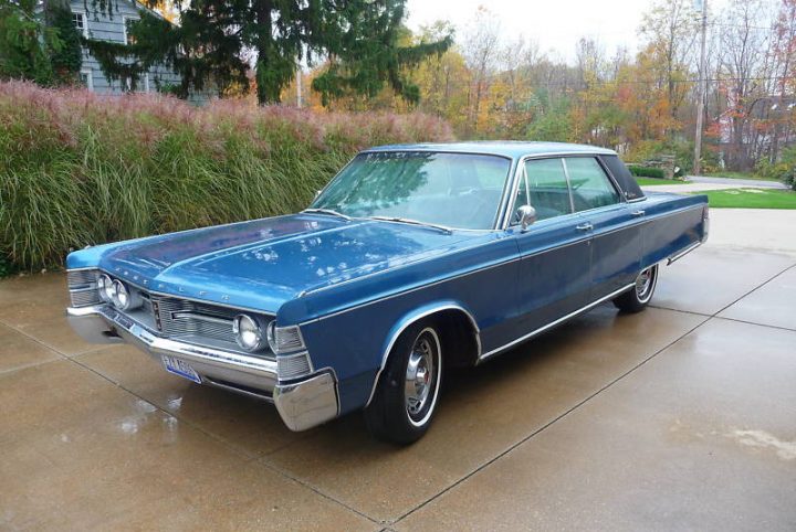 luxury-1967-chrysler-new-yorker