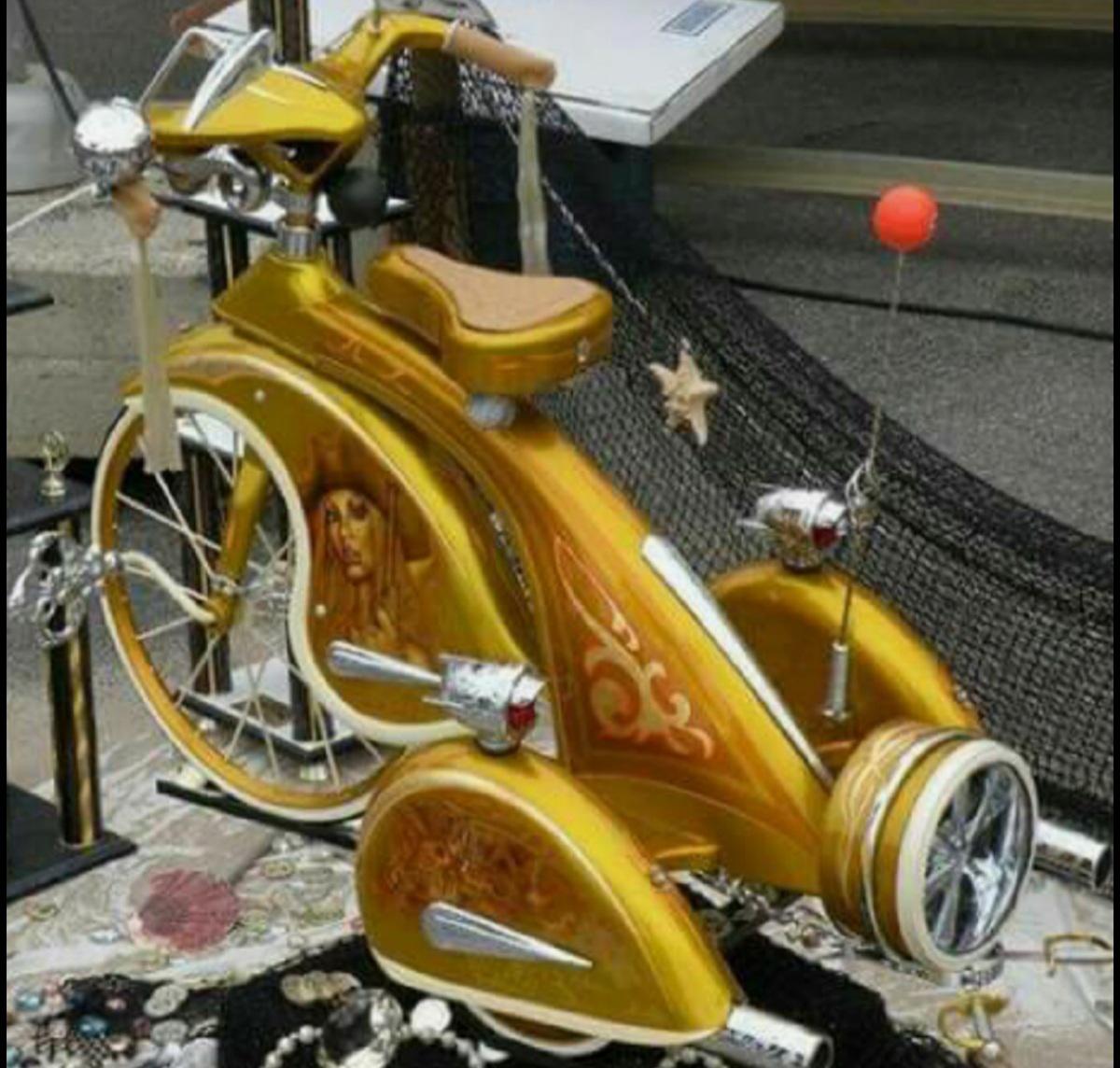 1935 Sky King tricycle - MyConfinedSpace