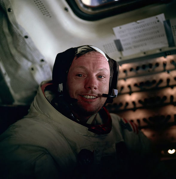 Neil_Armstrong.jpg (44 KB)