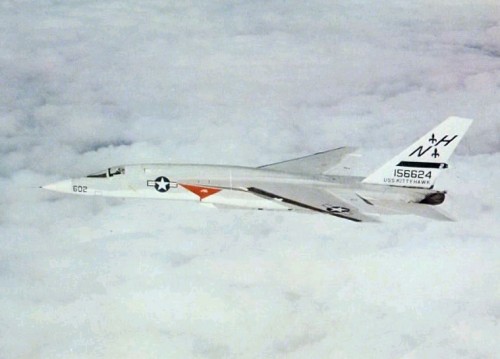 RA-5C_RVAH-6_in_flight_1970.jpg (67 KB)