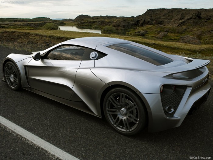 Zenvo-ST1_2010_800x600_wallpaper_09.jpg (109 KB)