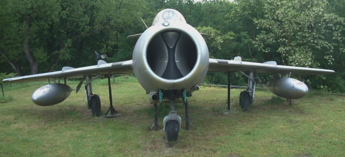 MiG-15_RB2.jpg (327 KB)
