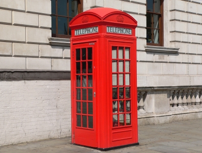 red-phone-box.jpg (106 KB)